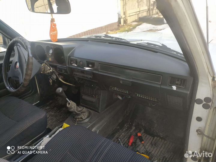 ГАЗ 24 Волга 2.4 МТ, 1991, 100 000 км