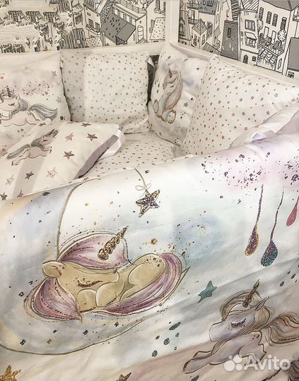 Бортики и одеяло в кроватку