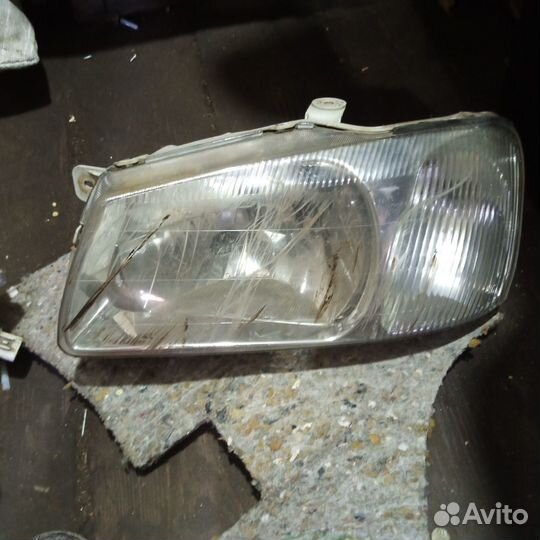 Продам фары на hyundai accent