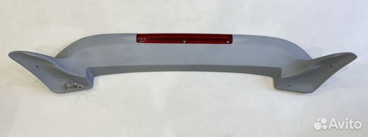 Спойлер Mitsubishi Pajero V30