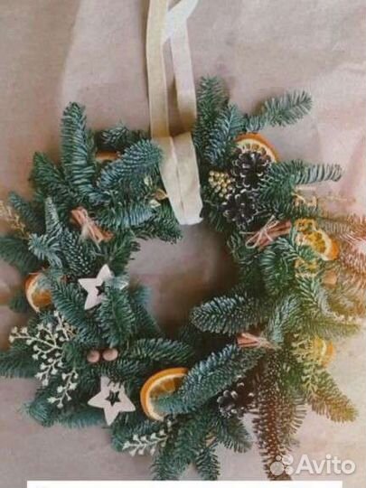 Венок новогодний рождественский из ели