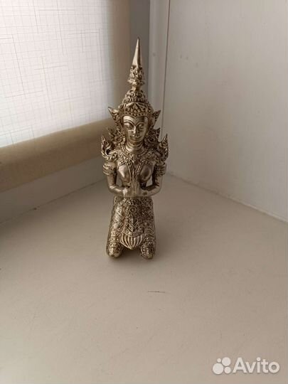 Статуэтка Будда