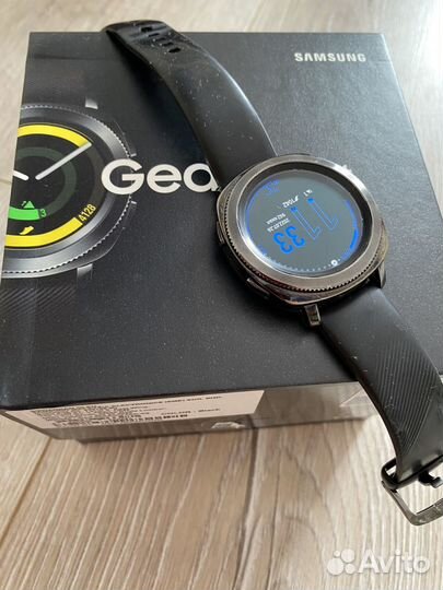 Часы samsung gear sport