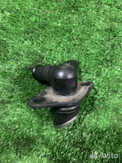 Угловой штуцер Bmw 3 E46 N42B20 2003