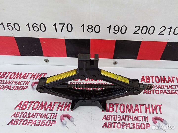 Домкрат штатный Киа Соул 1