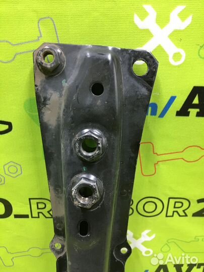 Подрамник передний малый Avensis AZT251 2az-fse 20