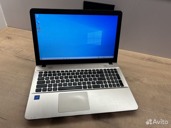 Ноутбук asus X541N