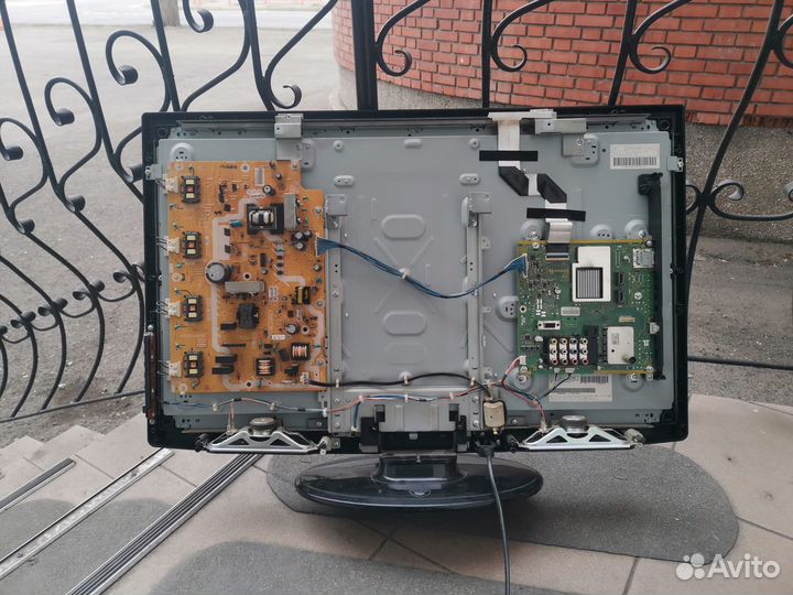 Телевизор Panasonic TX-LR32C20 (По запчастям)