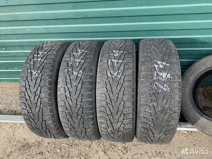 Nokian Tyres Hakkapeliitta 7 225/65 R17