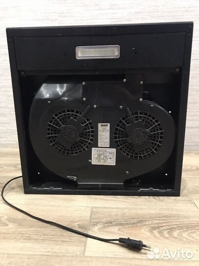 Электрическая кухонная вытяжка