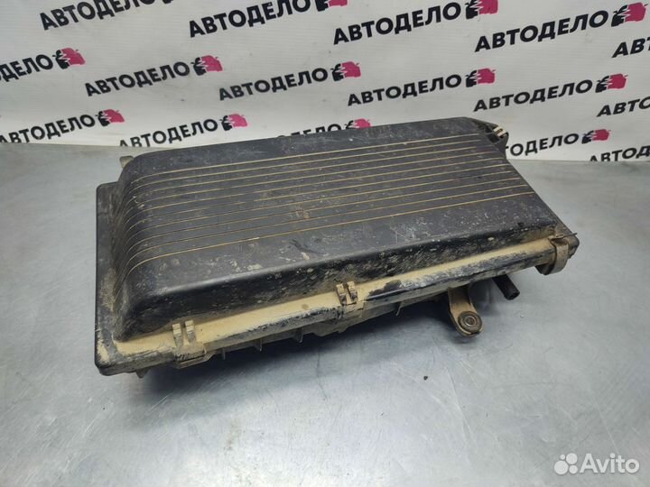 Корпус воздушного фильтра Nissan Almera N15 1998 г