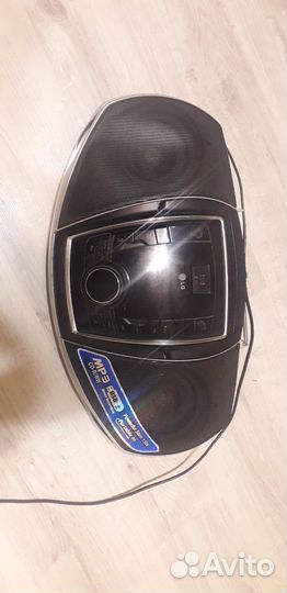 Магнитофон бумбокс