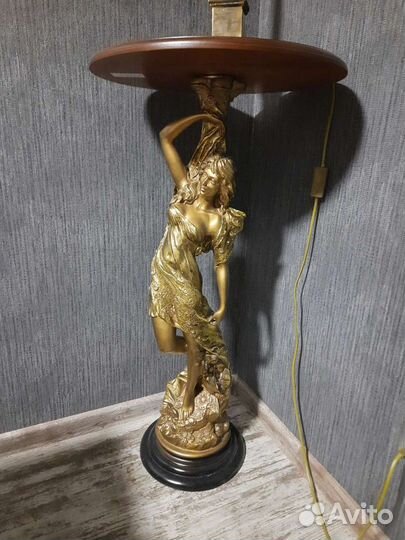 Декоративная подставкая