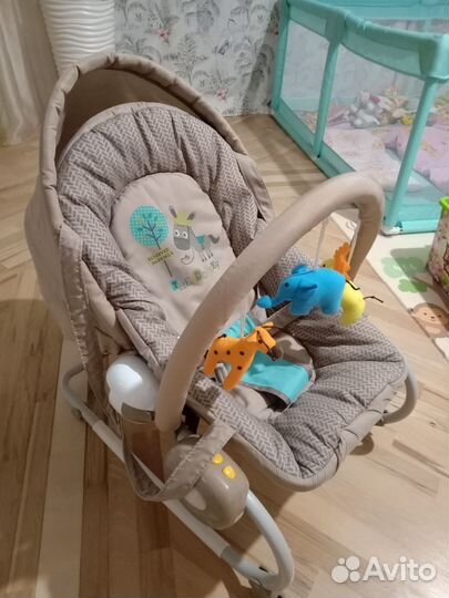 Шезлонг детский Babyton