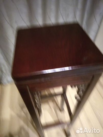 Продам подставку для цветы