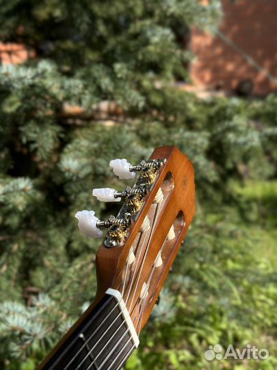 Классическая гитара yamaha c40