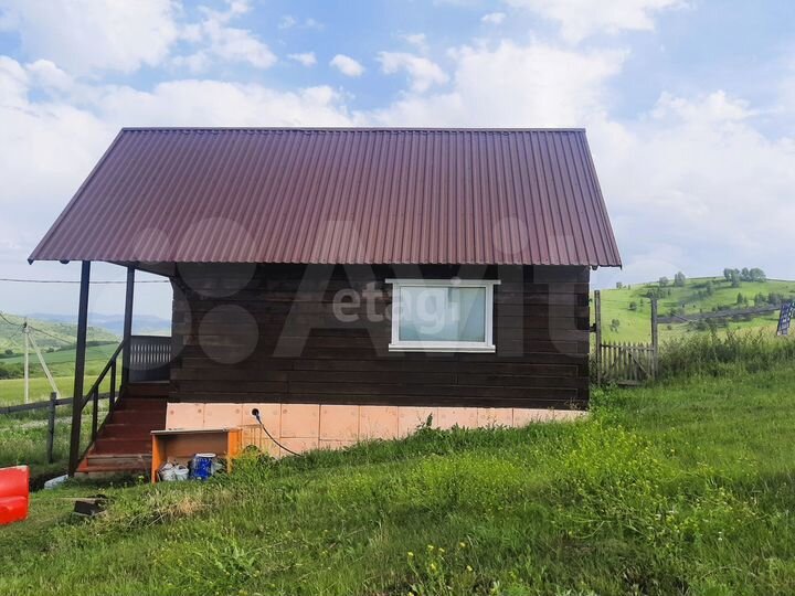 Дом 24,9 м² на участке 15 сот.