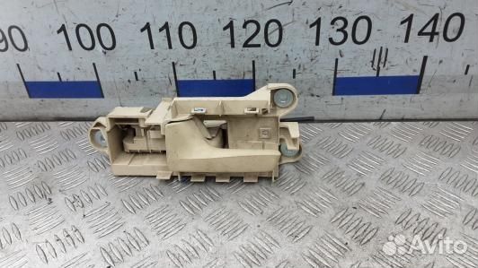 Ручка внутренняя задняя левая lexus RX 3 (1NN34FI0