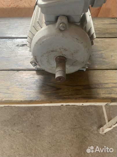 Электродвигатель