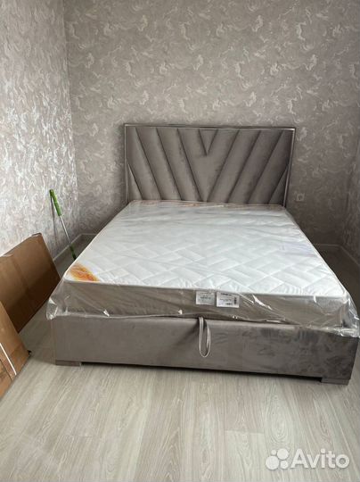 Кровать, матрас. Мягкая мебель с доставкой