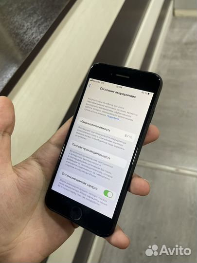 iPhone se 2020 128gb акб 87