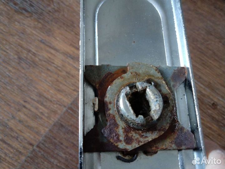 Ручка дверная на планке бу