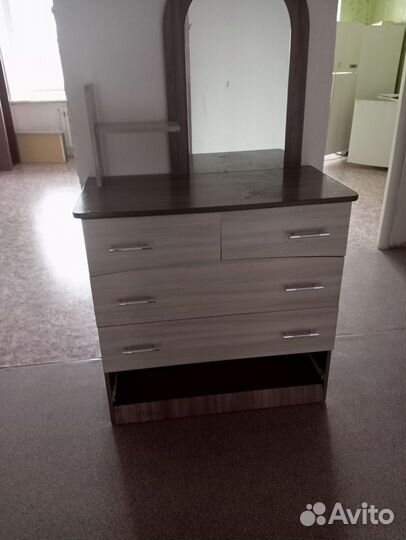 Полка настенная