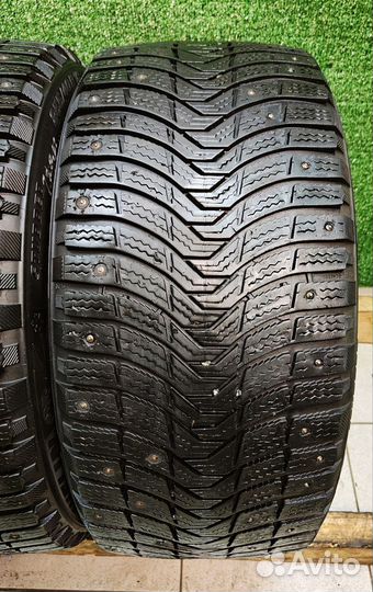 Michelin X-Ice North XIN3 225/45 R18 и 255/40 R18