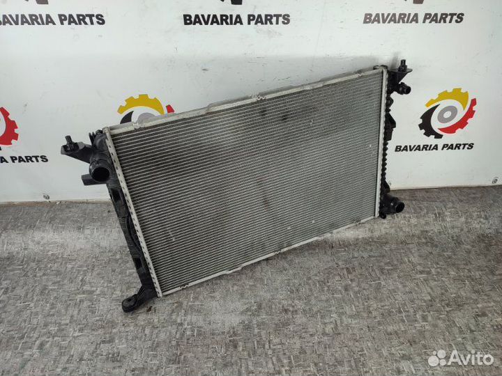 Радиатор Audi A6 C7 2.8 chva 2012