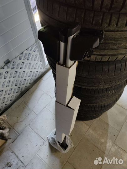 Поперечины на крышу Audi Q5