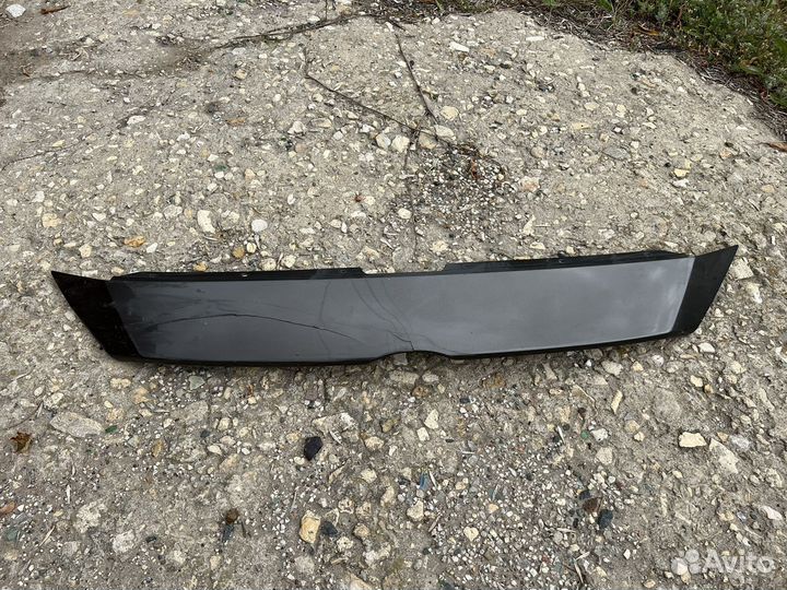 Верхняя часть решетки/молдинг бампера Мазда 3 BM