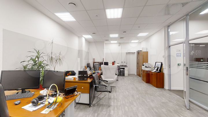 Оборудованный офис на 15 рабочих мест,центр Москвы