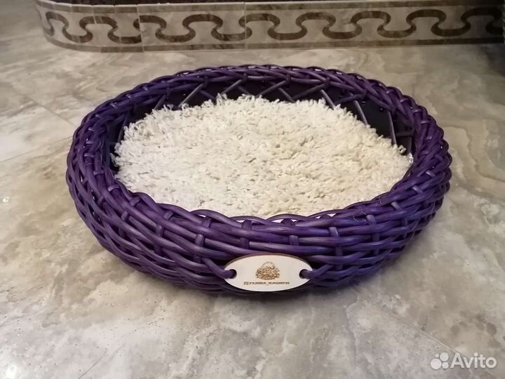 Лежанка для кошек из экоротанга