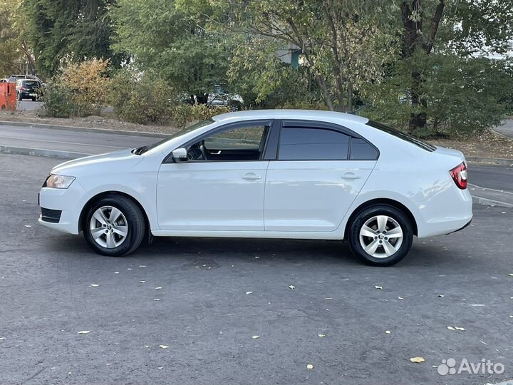 Skoda Rapid 1.6 AT, 2018, 198 000 км