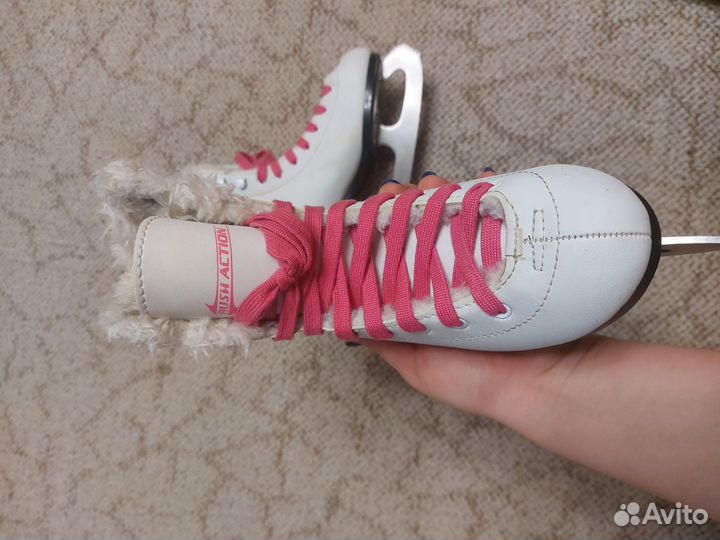 Коньки фигурные