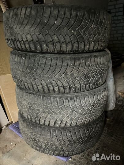 Michelin X-Ice North 235/65 R17