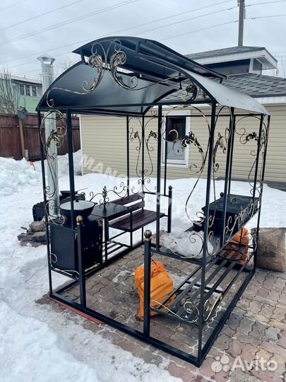 Беседка с мангалом