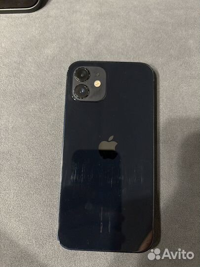 iPhone 12, 64 ГБ