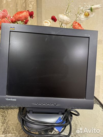 Монитор Viewsonic 17