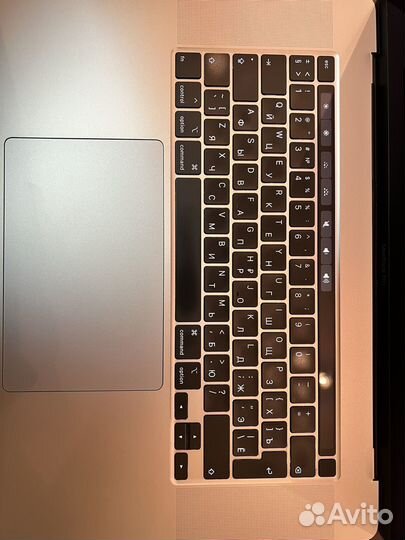 Macbook pro 16,4 2019