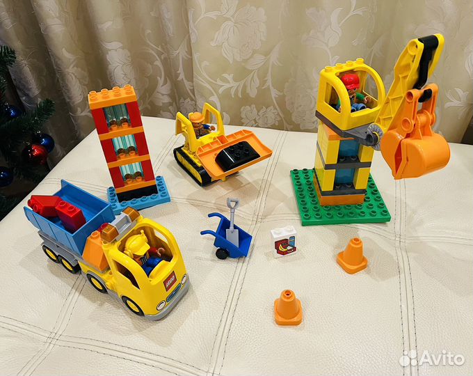 Lego duplo Большая cтрoительная площaдкa (10813)