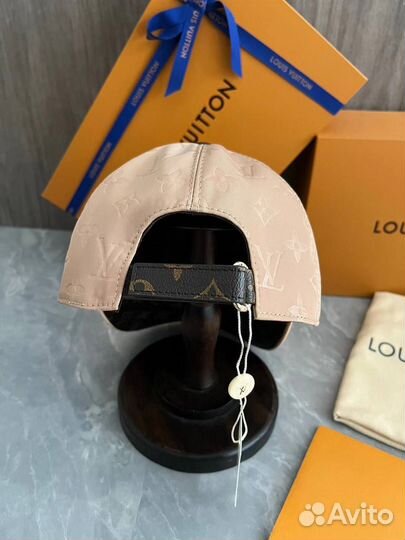 Кепка louis vuitton