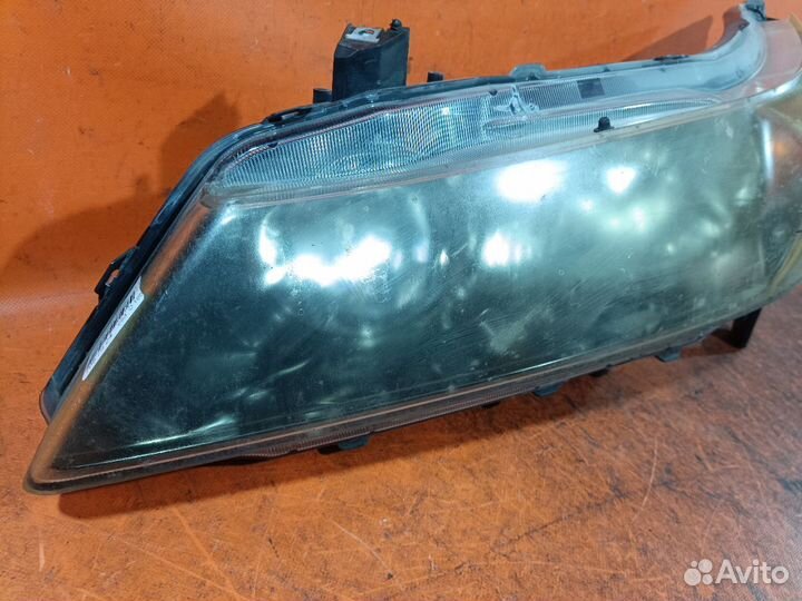 Фара Honda Stream RN6 (Левое)