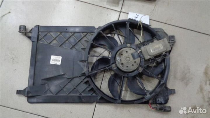 Вентилятор радиатора охлаждения Ford Focus 2 2004