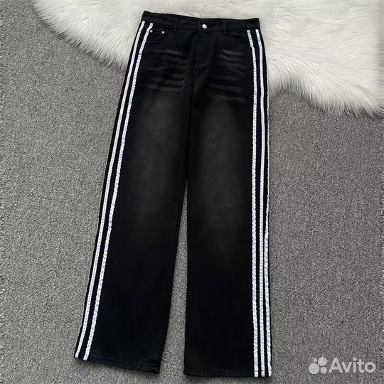 Джинсы широкие Adidas Balenciaga