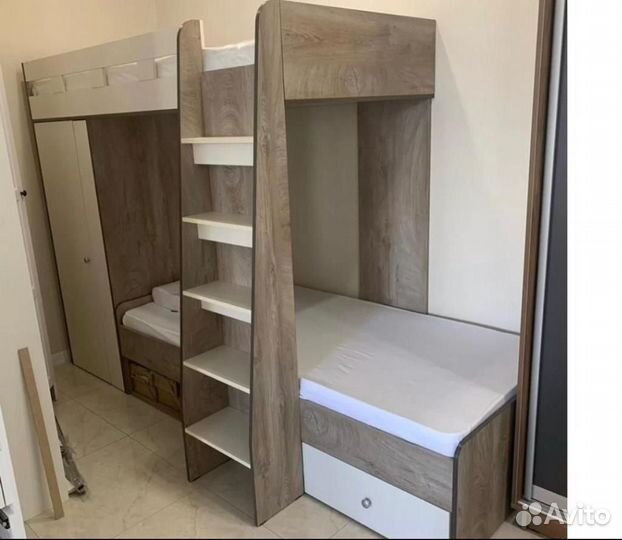 Двухъярусная кровать со шкафом