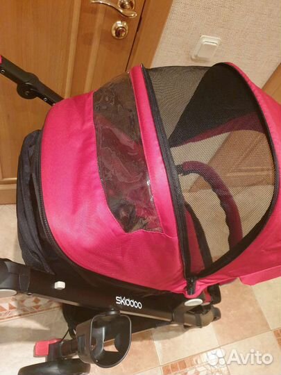 Прогулочная коляска. Новая