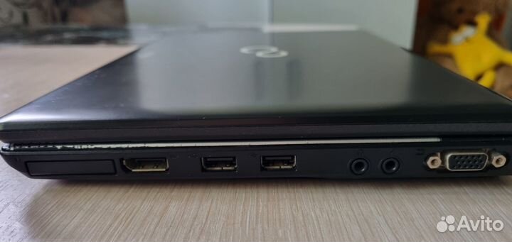 Ноутбук Fujitsu Lifebook P701