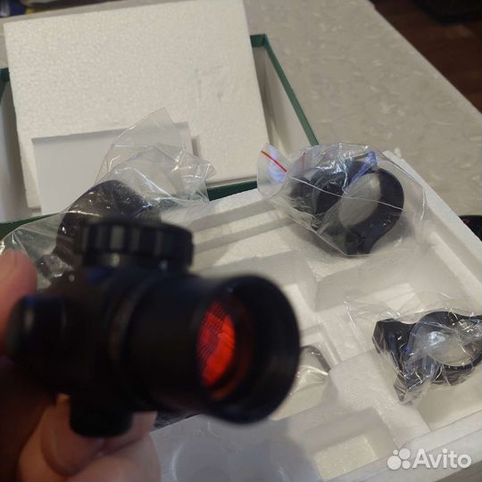 Оптический коллиматорный прицел япон. фирмы quarta