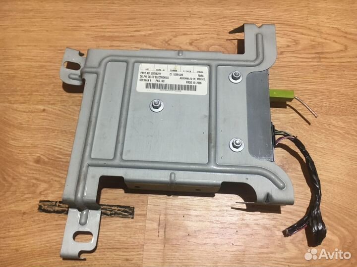 Блок электронный радио Cadillac SRX 2003-2009